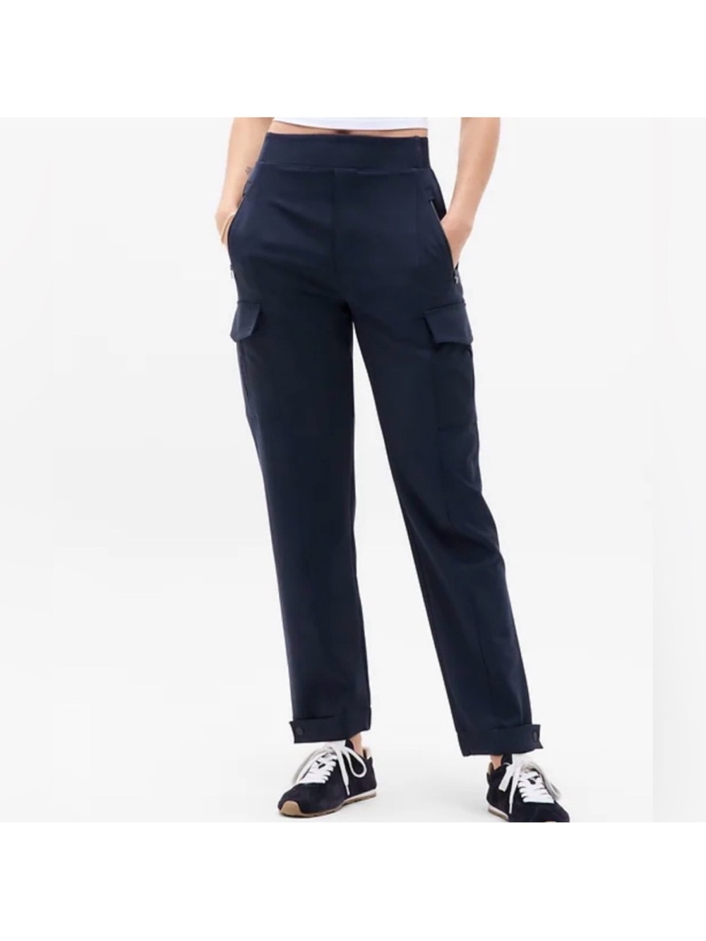 NWT Tall Athleta Women's Navy Cargo Pants - Classic Utility Style